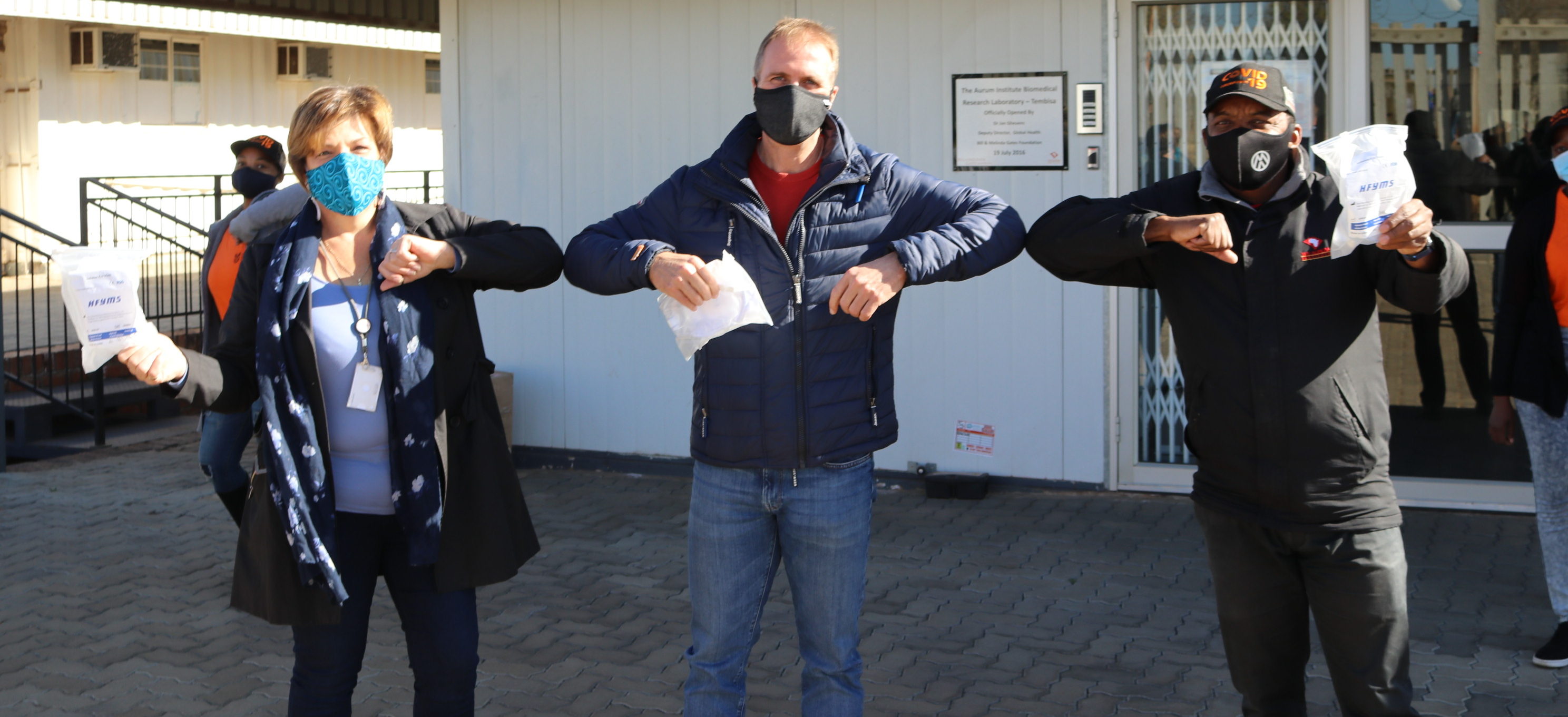 Aurum receives PPE donation from GHI Architectural Solutions